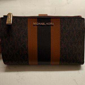 Michael Kors Trifold Wallet in Brown with signature center stripe design